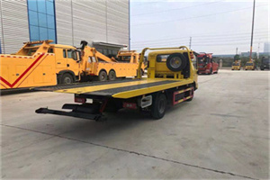 府谷非事故拖车